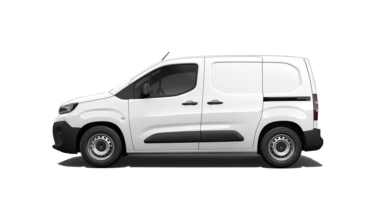 Citroën Berlingo Talla M BlueHDI 100cv van en renting — Lateral