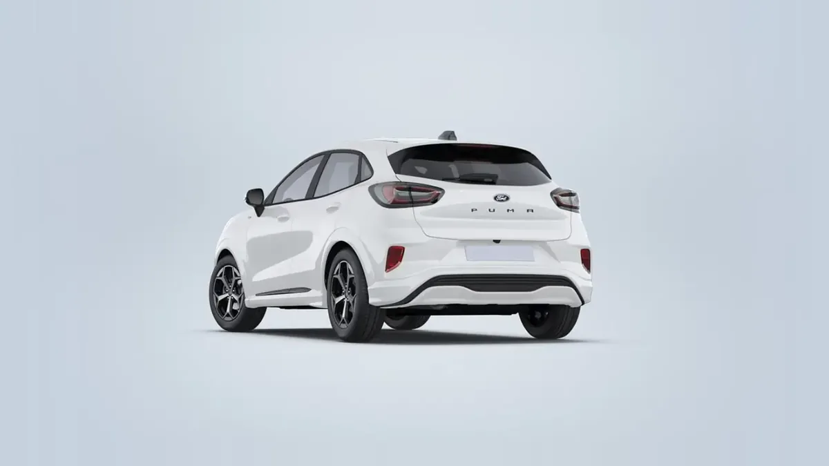 Ford Puma Titanium Ecoboost MHEV 125CV II en renting — Trasera