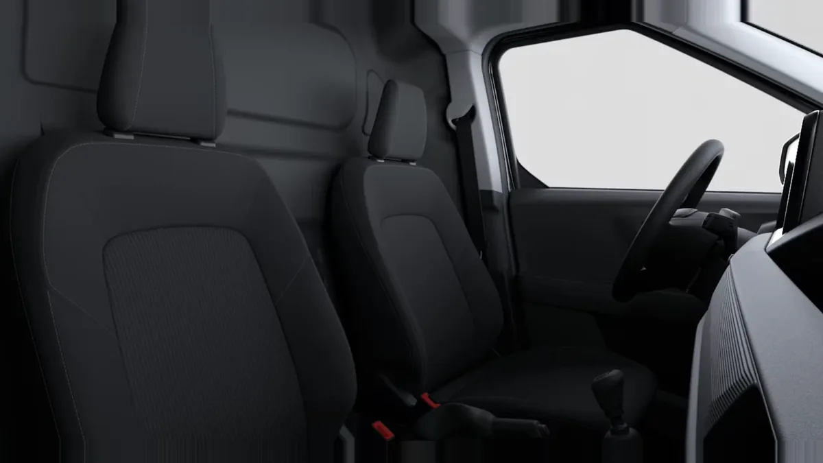 Ford TRANSIT COURIER VAN DIESEL 1.5  100 CV en renting — vista 6