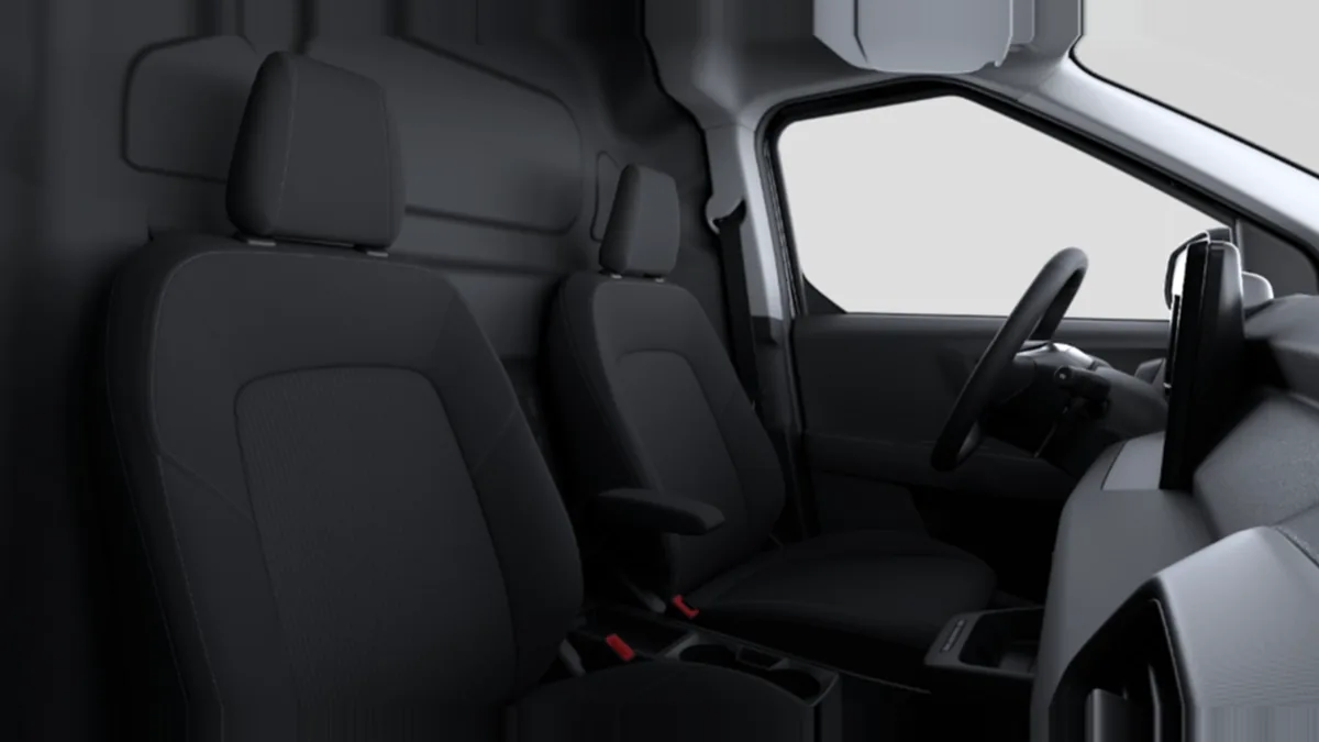 Ford Transit Courier Van Trend BEV 136cv Automática II en renting — vista 6