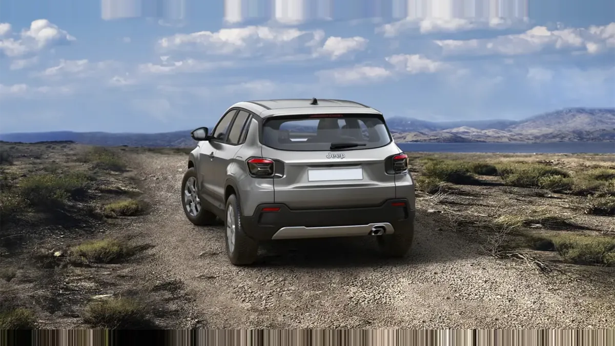 Jeep AVENGER E-HYBRID ALTITUDE en renting — Delantera