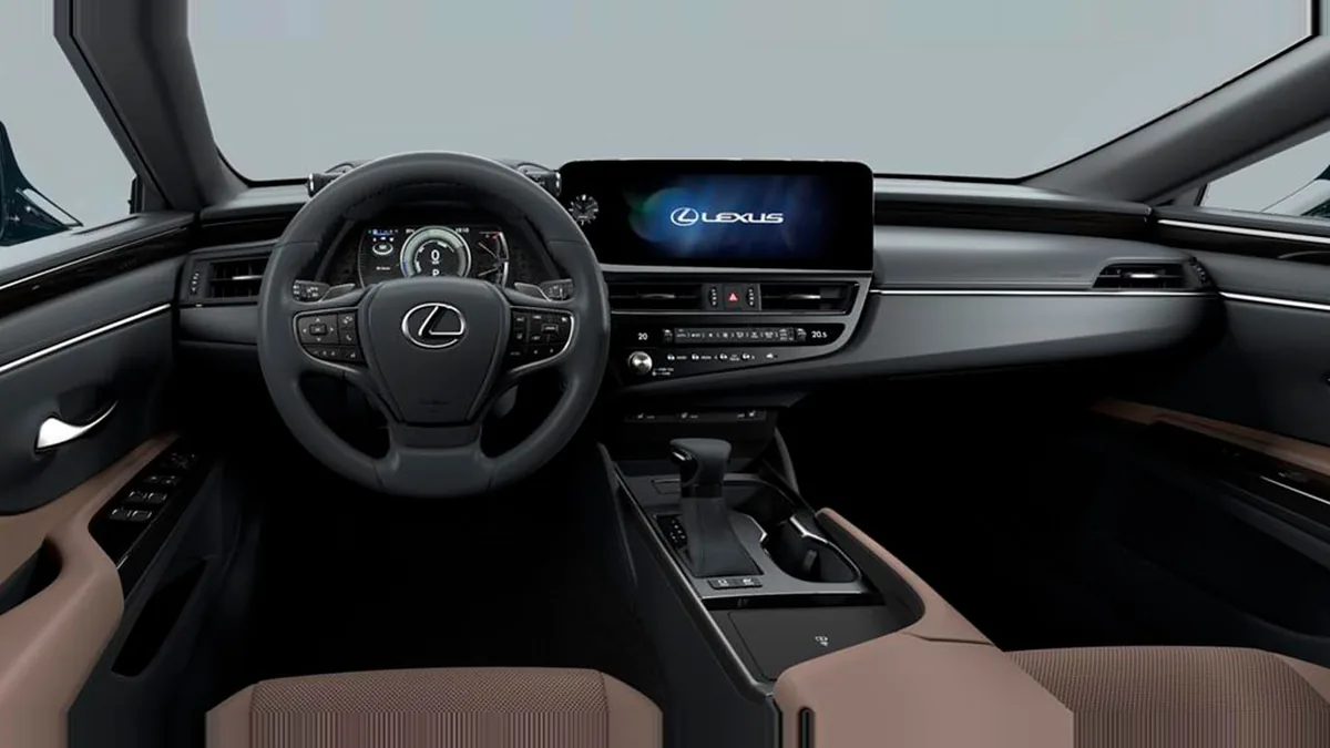 Lexus ES 2.5 300h Premium en renting — Delantera