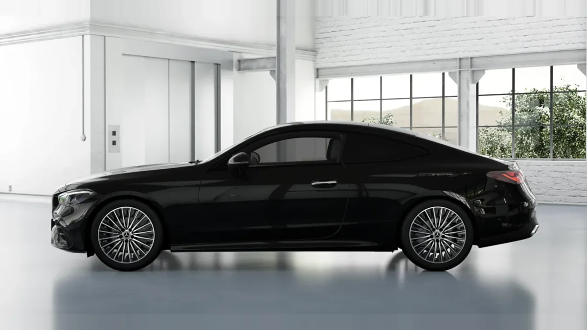 Mercedes-Benz CLE 220d Coupé en renting — Lateral
