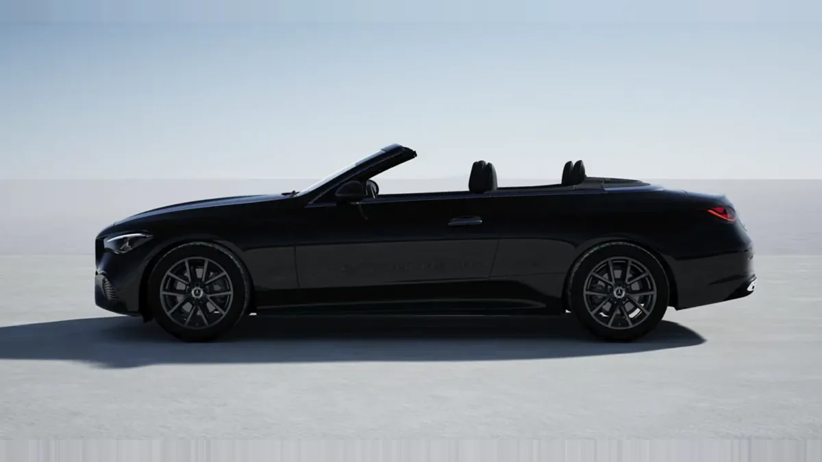 Mercedes-Benz CLE Cabrio 200D en renting — Lateral