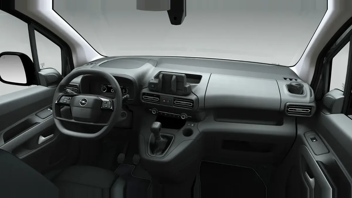 Opel Combo-e Cargo M 800kg en renting — Trasera