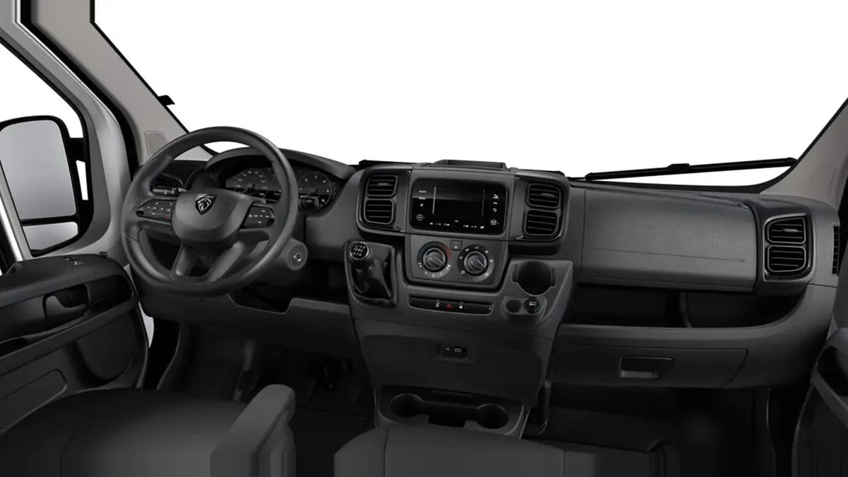 Peugeot Boxer 3.3 L2H2 BHDI 103kW en renting — Delantera