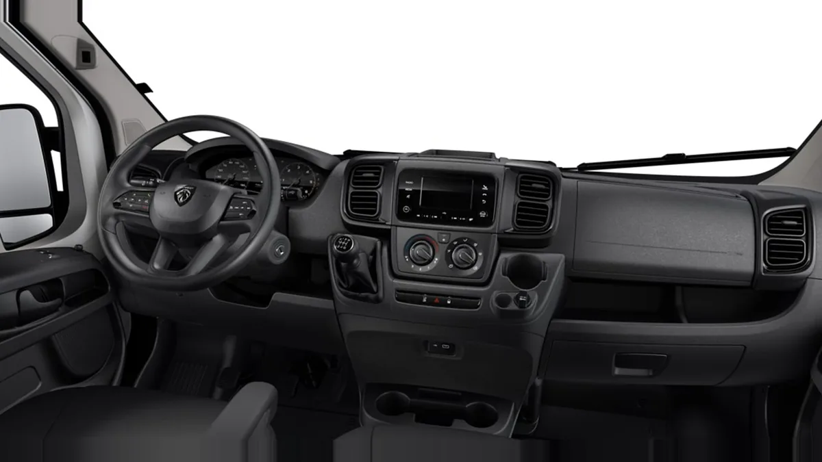 Peugeot Boxer Caja Paquetera Portón L3 3.5T Max BlueHDi 180 S&S 6vel en renting — Delantera