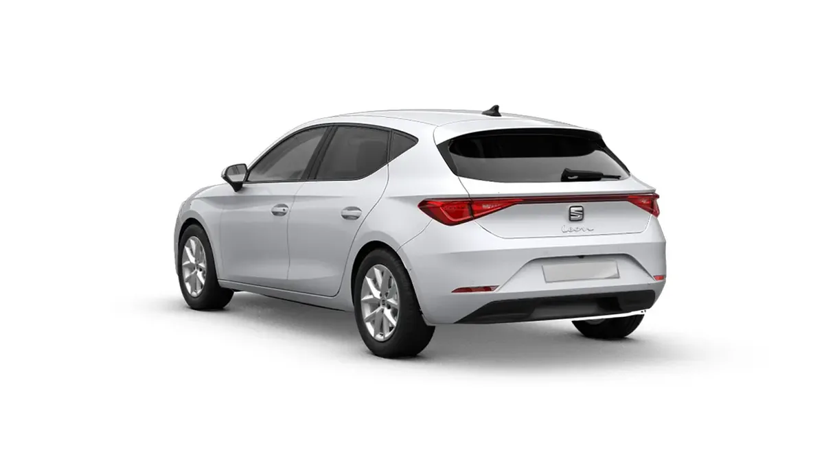 SEAT León 1.5 eTSI (115CV) DSG Style XL en renting — Delantera