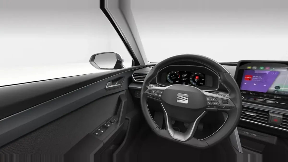 SEAT León 1.5 eTSI DSG-7 S&S Style XL en renting — vista 7