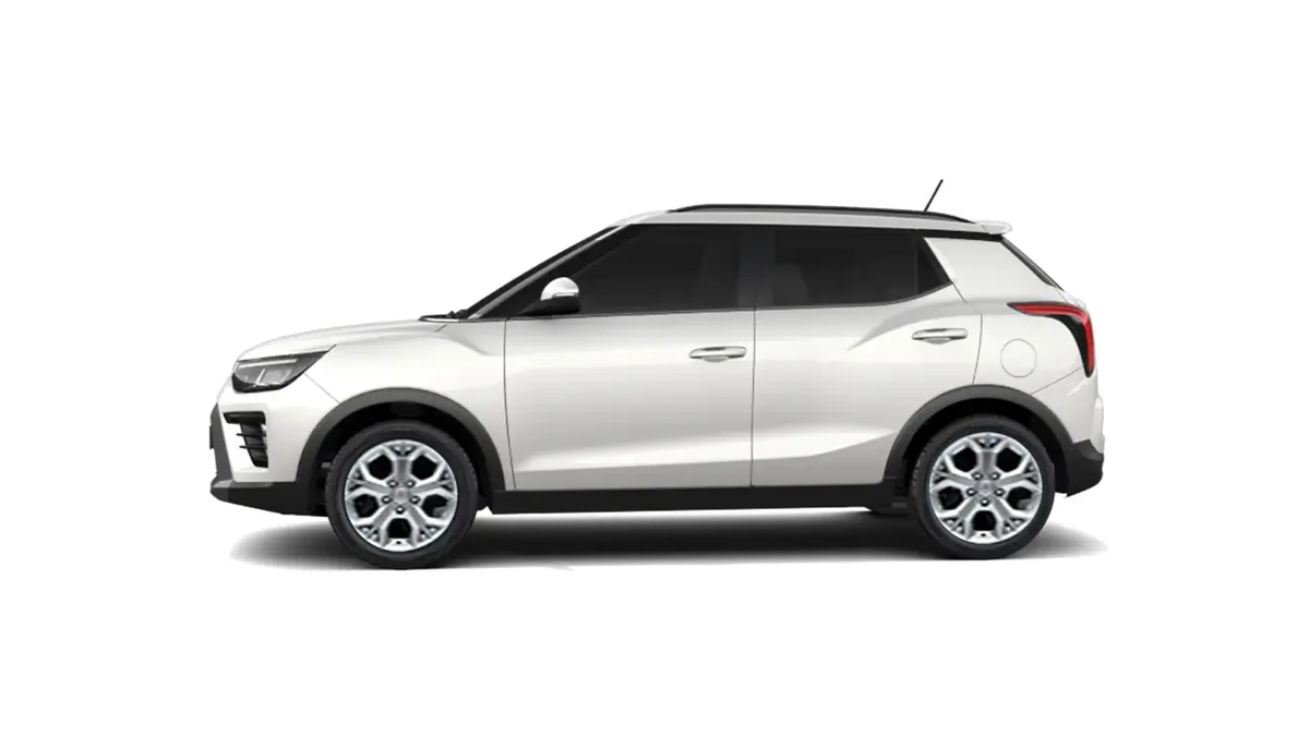 KGM Tívoli G15 Urban Plus 4x2 en renting — Trasera
