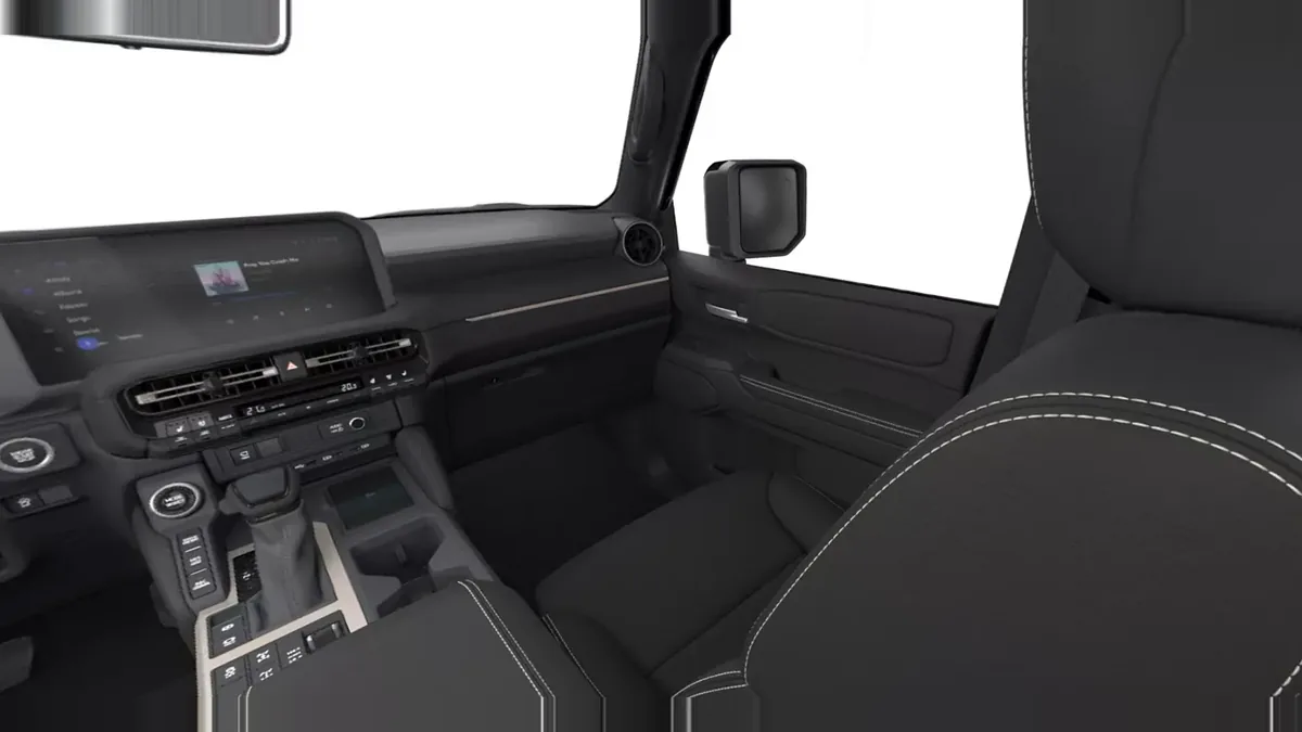 Toyota Land Cruiser 250 Hybrid 48V VX en renting — vista 6