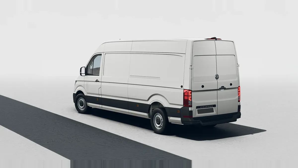 Volkswagen Crafter 35 Furgón BL TA L4H3 2.0 TDI 103kW (140CV) - ISOTERMO en renting — Delantera
