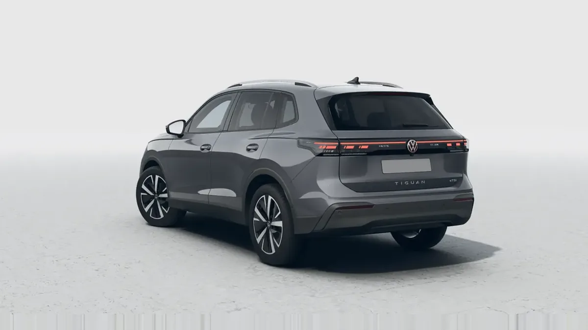 Volkswagen Tiguan "Más" 2.0 TDI DSG en renting — vista 6